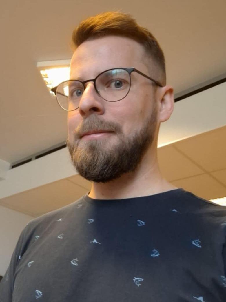Denis vuidar
